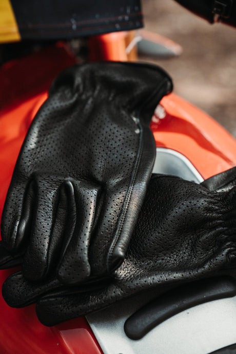 RTWR MTRS “Blackster” Vintage Gloves - Rottweiler Motors