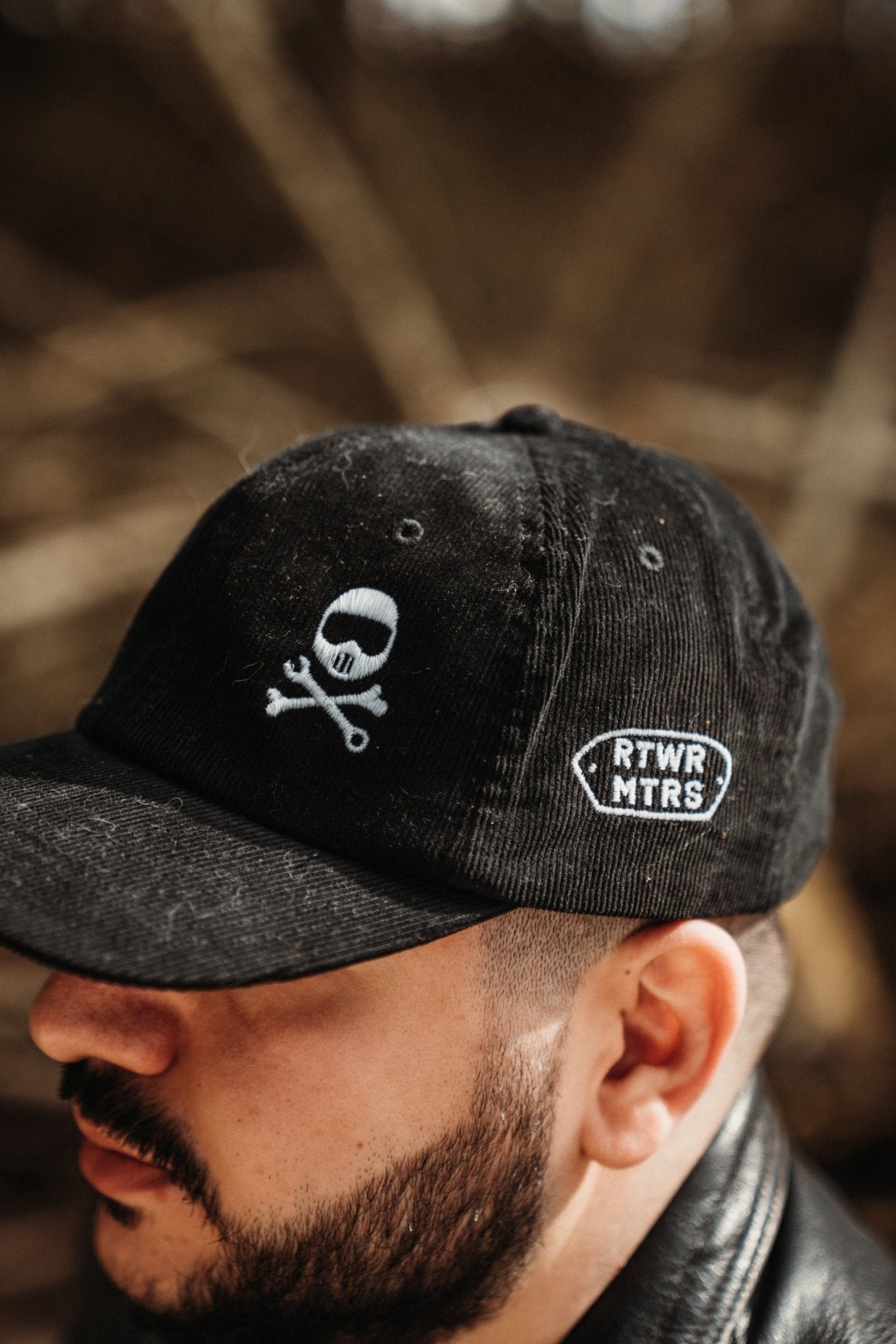 帽子 HAPPY BATTLE CORDUROY HAT BLACK/BLACK CORDUROY BUCKET HAT - BLACK | Happy Battle