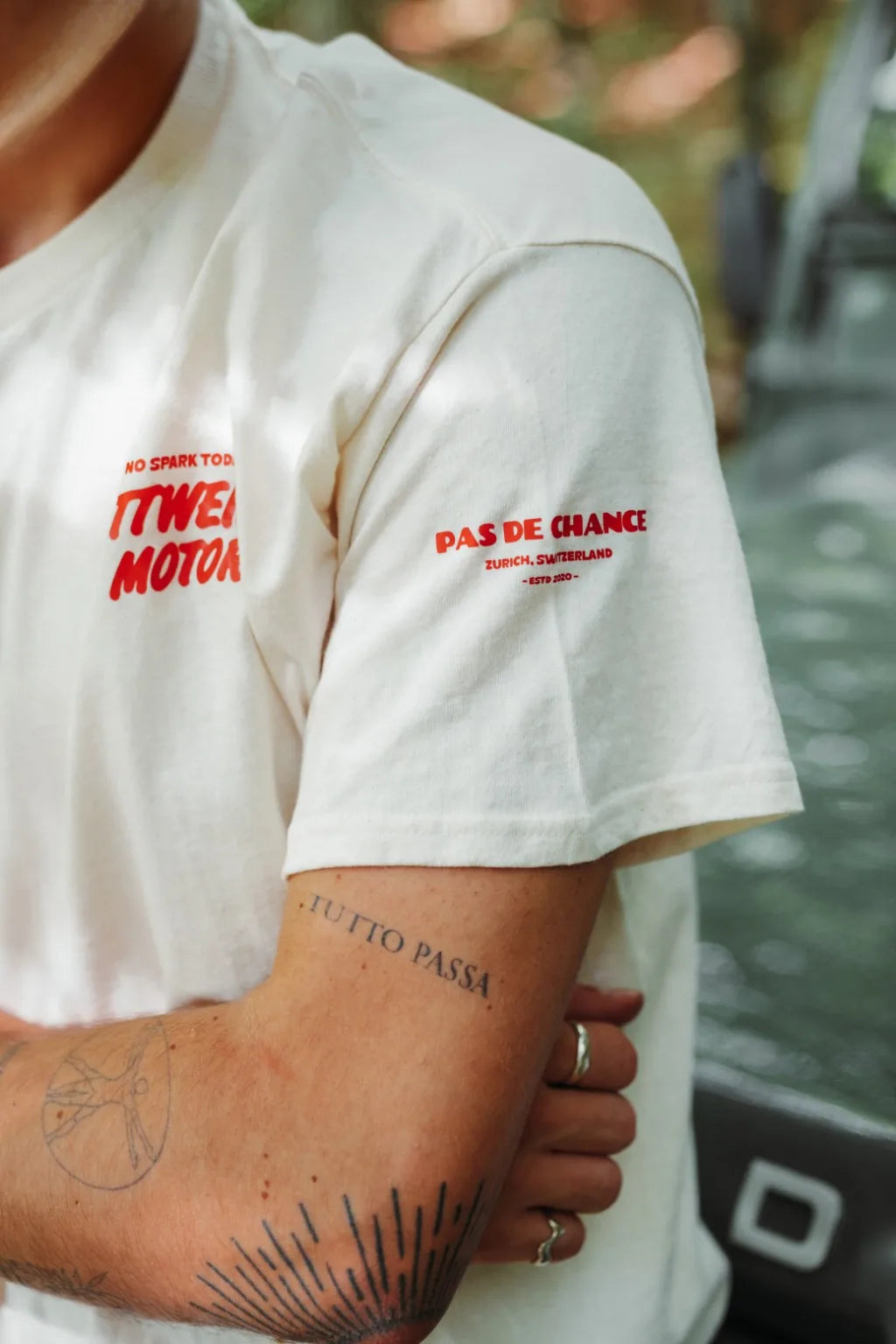 Rottweiler Motors No Spark Today shirt Pas de Chance sleeve detail